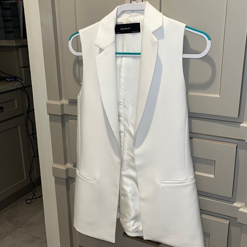 Tux sleeveless Blazer